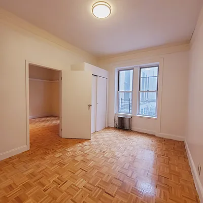 Rented by New York Residence | media 45