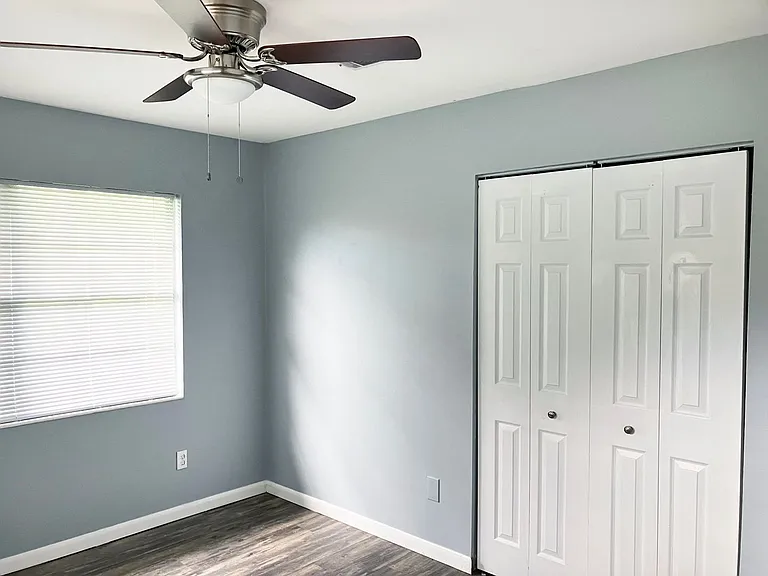 3504 NW 51st Ave — Photo 15