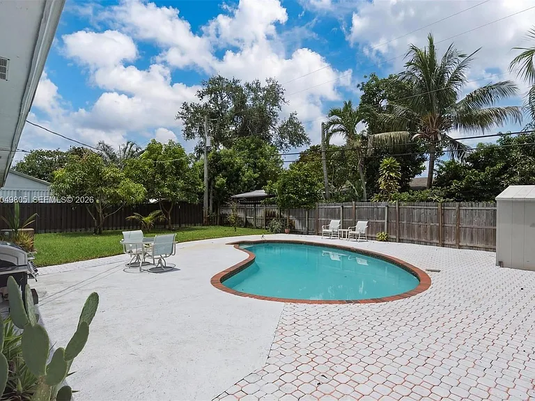 6595 Massachusetts Dr — Photo 6