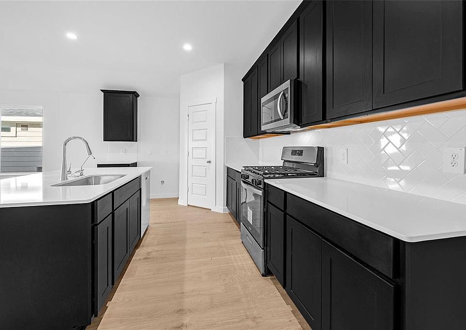 1st image of 8030 Veneto Green Drive