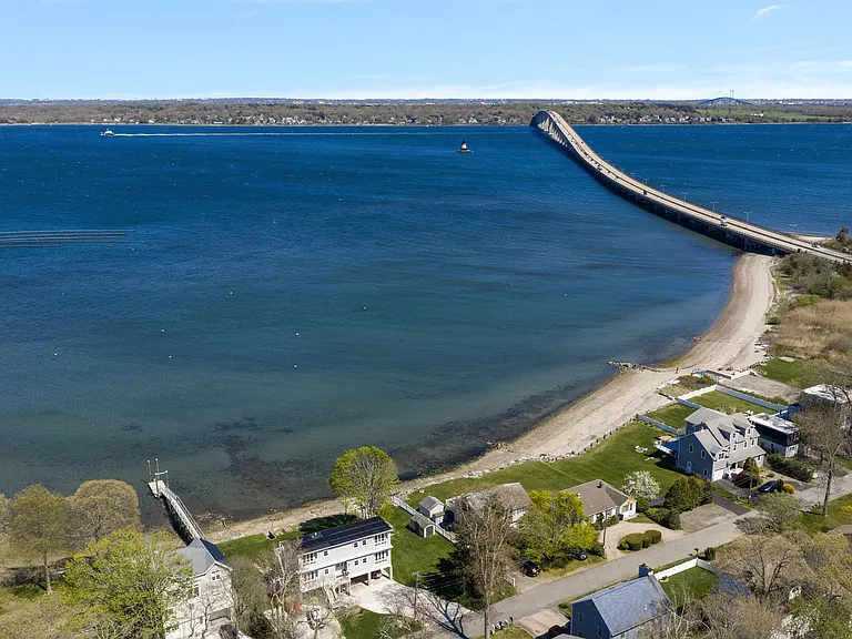 21 Spindrift Dr — Photo 33