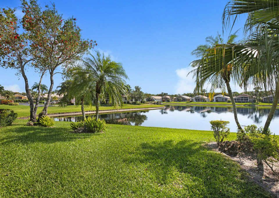 1st image of 10262 Utopia Cir W