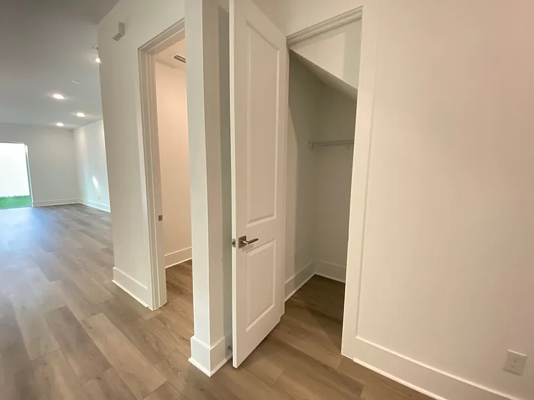 12668 Clear Sapphire Dr — Photo 10