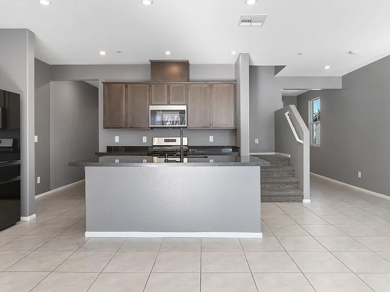10949 Oregano Ave — Photo 14