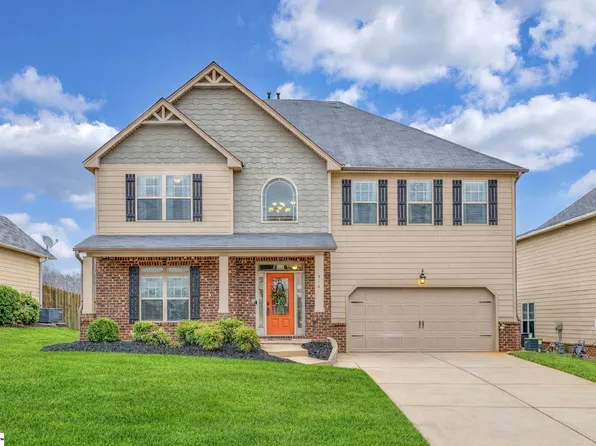 218 Lovelace Ct, Simpsonville, SC 29681