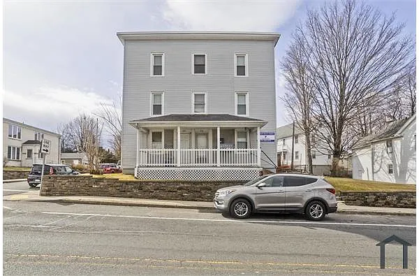 Building Photo - 320 Front St #2