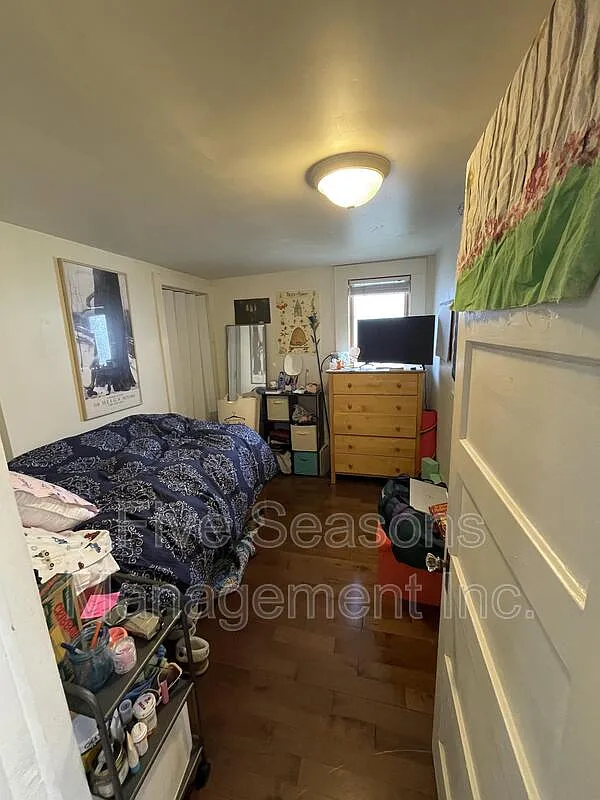 2 bed, 1.0 bath, 750 sqft, $2,000 — Photo 3