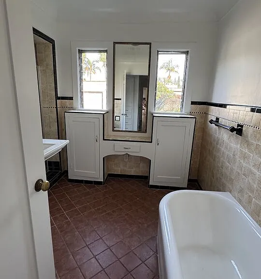 326 N La Jolla Ave — Photo 30