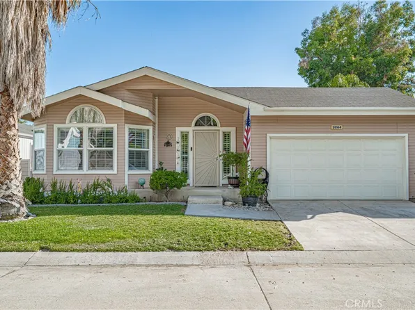 20164 Crestview Dr, Santa Clarita, CA 91351