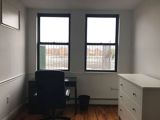 Rented by LDMI Realty Group LLC | media 27