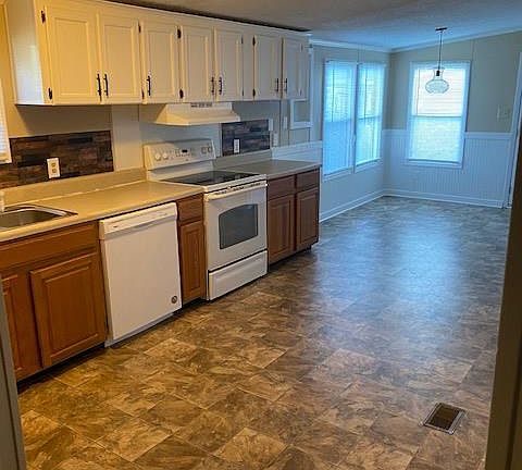 4th image of 107 Tindale Pl