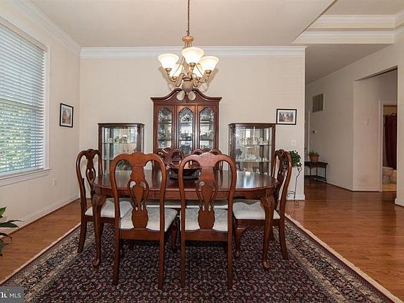 4th image of 15577 Alderbrook Dr
