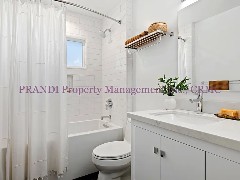 429 Blackstone Dr — Photo 19