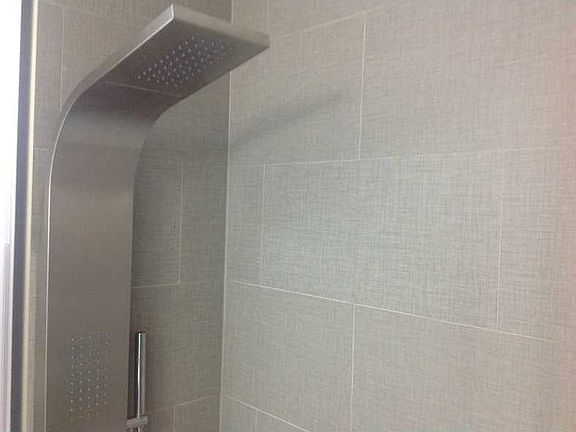 5th image of 7300 Byron Ave APT 4