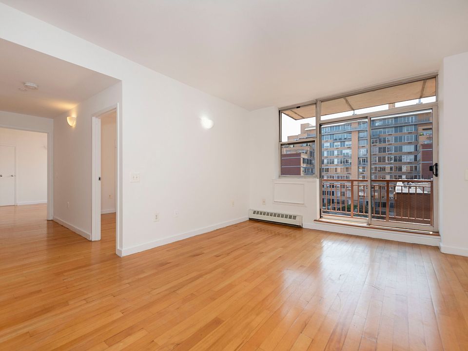 1st image of 444 Manhattan Ave APT 5A