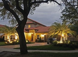 8205 NW 168th St, Hialeah, FL 33016