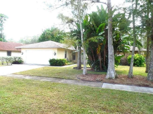 951 Citrus Place, Wellington, FL 33414