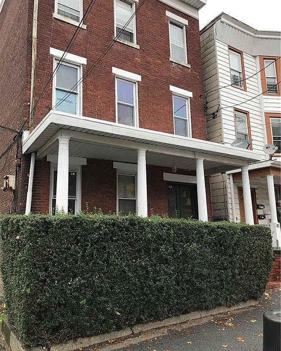 1st image of 108 Benkard Ave