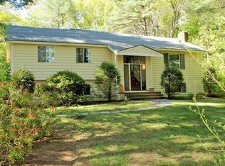 10 Fox Run Rd, Bedford, MA 01730