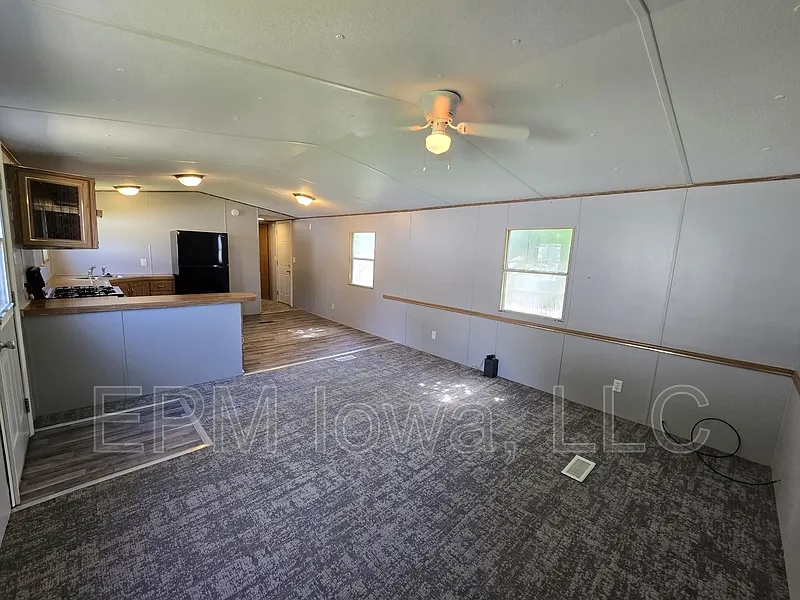 Building Photo - 700 W Ridgeway Ave #630