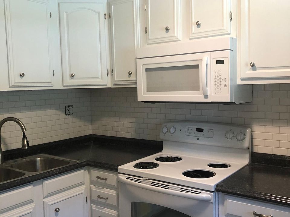 1st image of 1621 25th St #1621