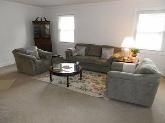 3rd image of 412 Allonby Dr