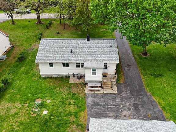 3rd image of 3015 Boos Rd