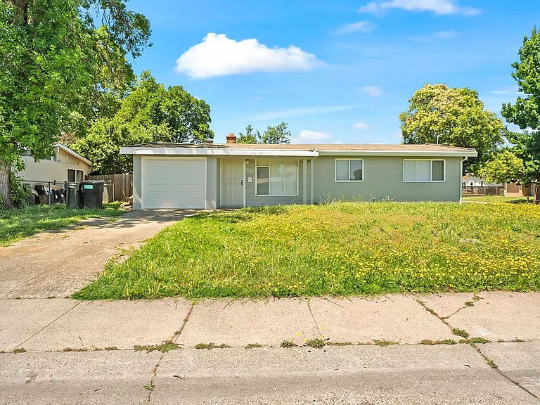 5625 San Vincente Way — Photo 1