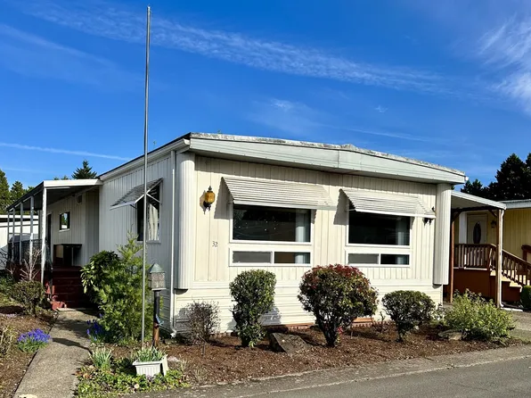 1800 Lakewood Ct Space 32, Eugene, OR 97402