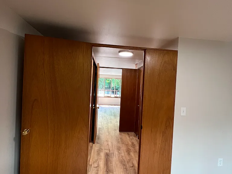 103 E Lynn St #102 — Photo 19