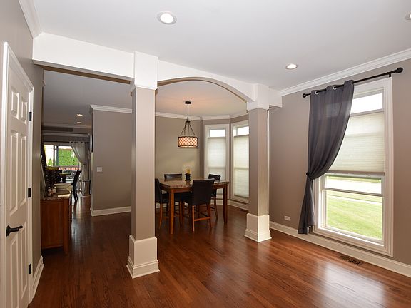 5th image of 11900 Niagra Ln