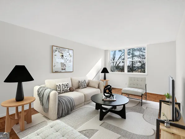 2965 Pharr Court South NW #Nw-511-511, Atlanta, GA 30305