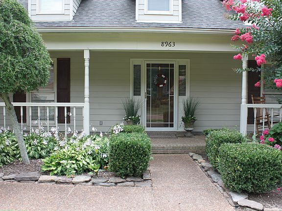 3rd image of 8963 Carrollwood Ln E