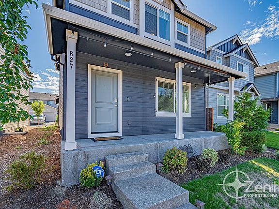 4th image of 627 NE 137th Ave