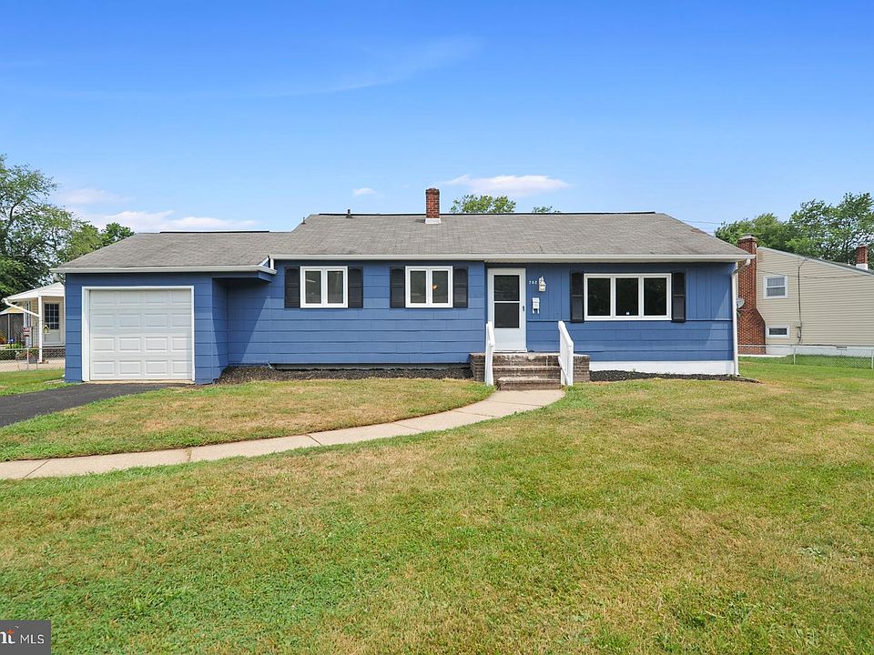 702 E Chestnut Hill Rd, Newark, DE 19713 Zillow