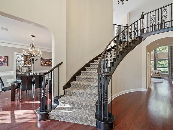 Step inside to find a casual elegant atmosphere with hardwood floors, neutral colors and white crown molding in addition to a fabulous floor plan you're sure to love.