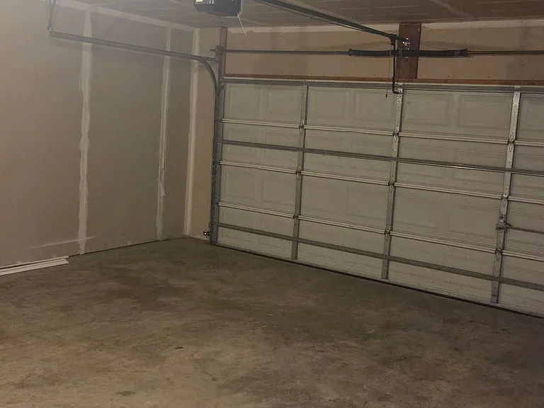 3305 N Tracy Ave — Photo 20