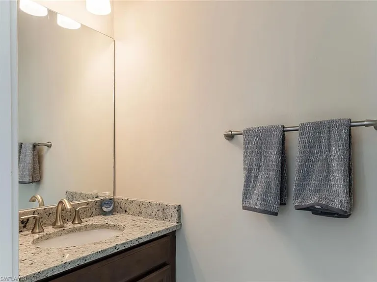 14586 Tropical Dr — Photo 18