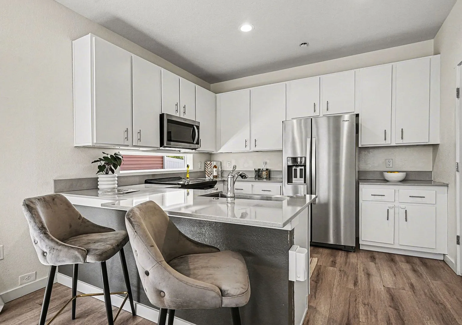Modern 2BR/2BA Home | Built in 2023 | Private Yard | Mountain Views | EV Charger — Photo 4