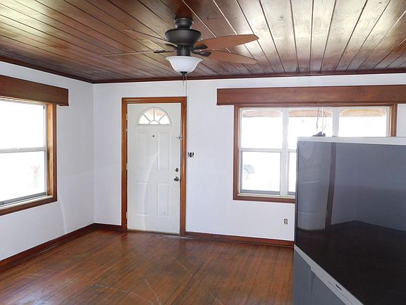 5th image of 605 S 12th S Street