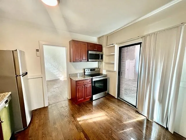 4 Garden Court St #1C — Photo 2
