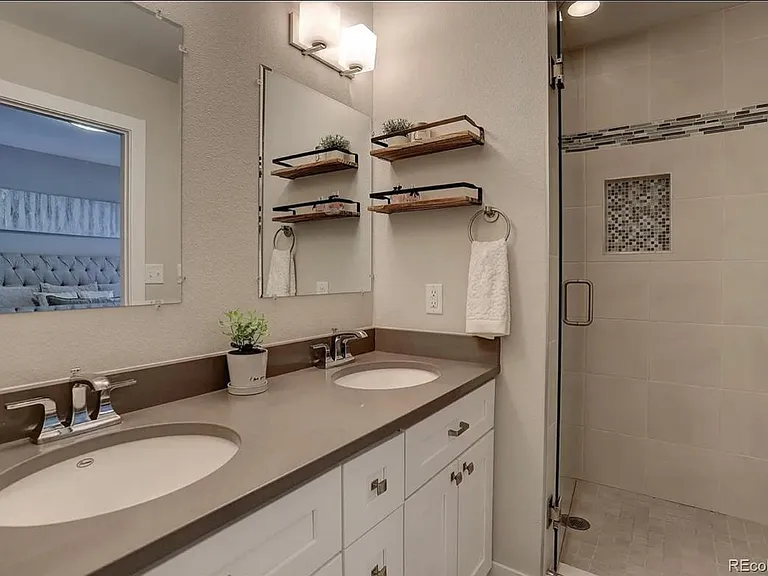 1917 Eaton St #1917 — Photo 13