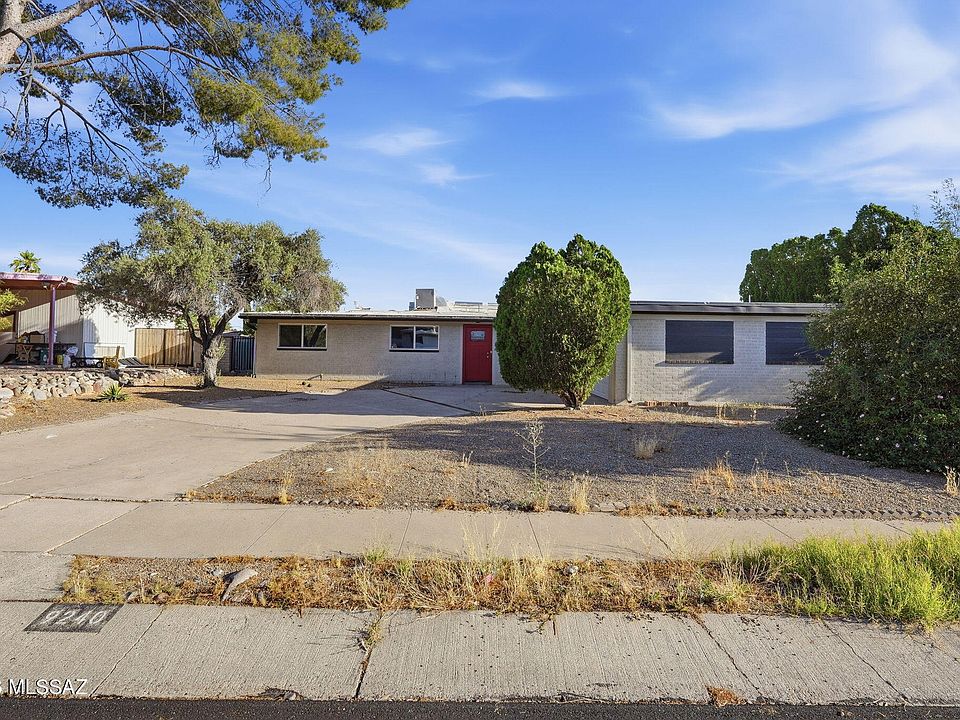 1st image of 9240 E Dolores St