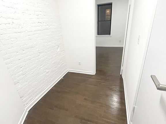 4th image of 150 E 3rd St #1RE