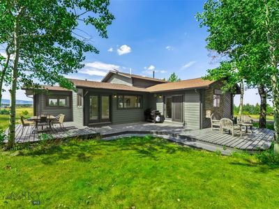 277 Hodgeman Canyon Dr, Bozeman, MT, 59718