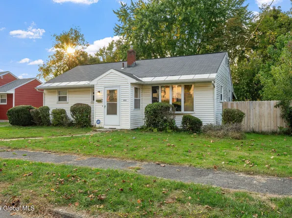 893 9th Avenue, Troy, NY 12182