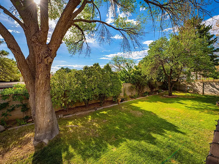 3615 Horacio Ct NE — Photo 42