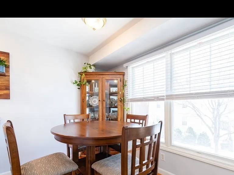 21 Adams St #202 — Photo 4