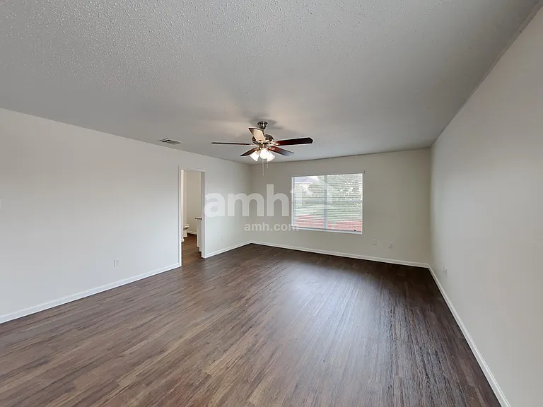 10413 Woodruff Ct — Photo 9