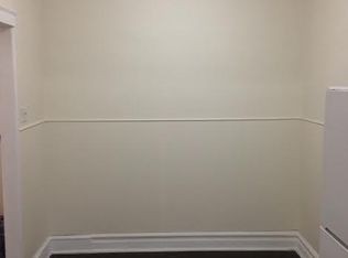 8611 Northern Blvd, Flushing, NY 11372